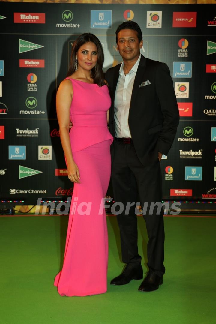 Lara Dutta with her husband at Star Studded 'IIFA AWARDS 2016'