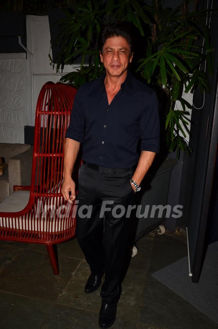 Shah Rukh Khan at Birthday Celebration of Director Anand Rai