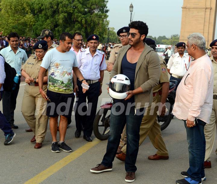 Arjun Kapoor Campaigns for Road Safety at India Gate