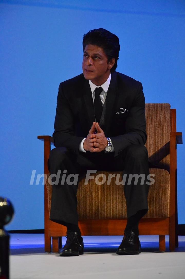 Shah Rukh Khan at D'Decor Event