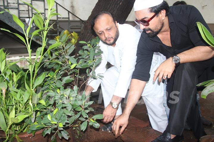 Ajaz Khan does tree plantation 'Van Mahotsav Week'