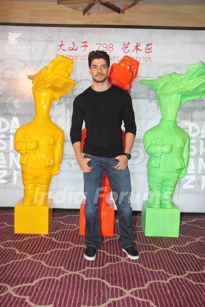 Suraj Pancholi at Krishika Lulla's Party for The New Asian Restaurant DASHANZI