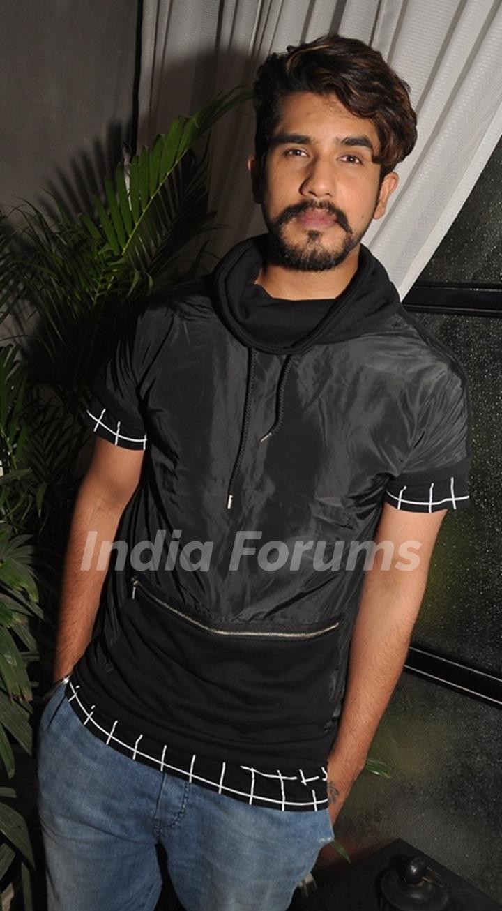 Suyyash Rai at Launch of Mirabella Bar & Kitchen!