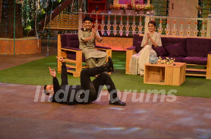 Salman Khan and Anushka Sharma Promotes 'SULTAN' with Kapil Sharma on 'The Kapil Sharma Show'