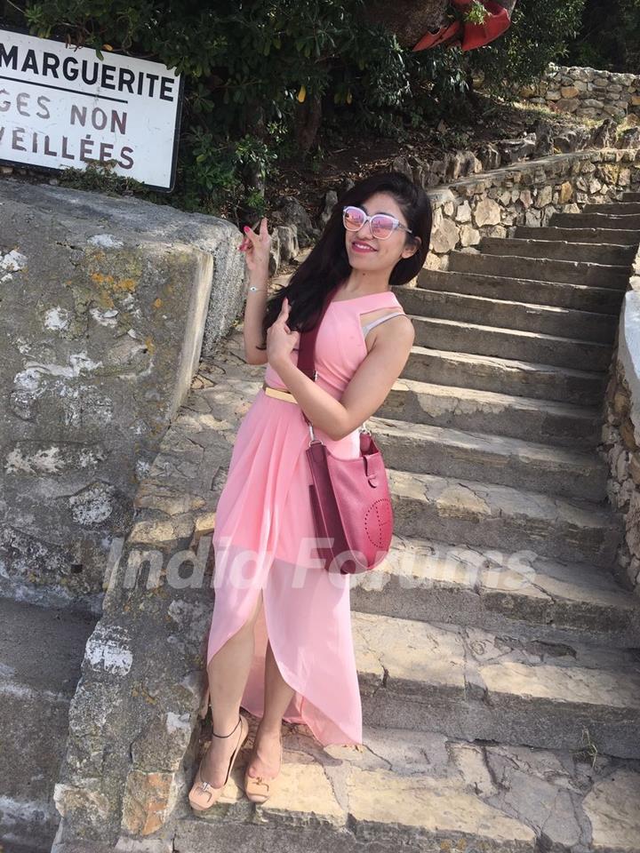 Tulsi Kumar enjoys her holidays in Monte Carlo & Cannes!