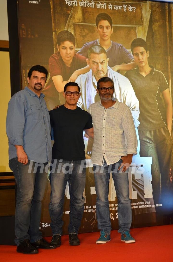 Aamir Khan and Siddharth Roy Kapur at Poster Launch of 'Dangal'