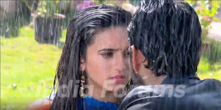 Atharva and Vividha romance Finally Empowers in Jaana Na Dil Se Door