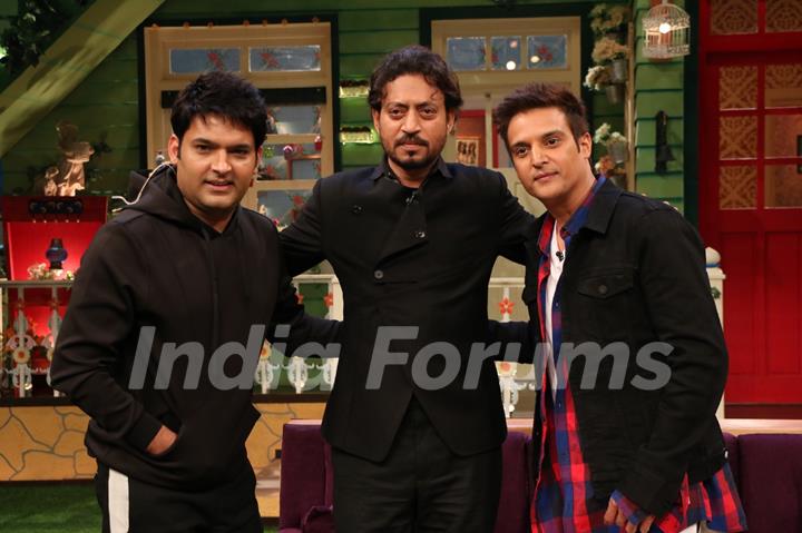 Irrfan Khan, Jimmy Shergill and Kapil Sharma Promotes 'Madaari' on 'The Kapil Sharma Show'