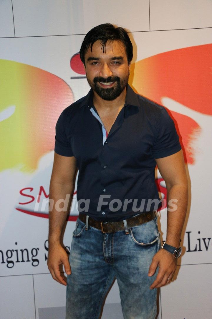 Ajaz Khan at Iftar party organized by NGO - SMMARDS.