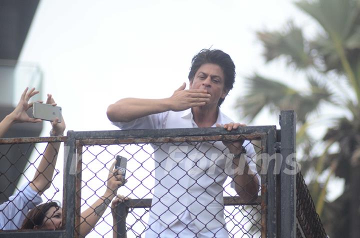 Shah Rukh Khan on EID 2016 meet!