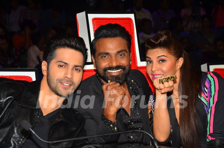 Varun and Jacqueline for Promotion of 'Dishoom' on 'Dance Plus Season 2'