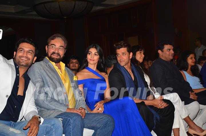 Sharad Kelkar, Kabir Bedi, Hrithik Roshan, Pooja Hegde at Introducing 'Chaani' Event of Mohenjo Daro