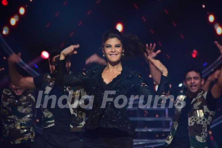Jacqueline Fernandes promotes Dishoom on So you think you can dance