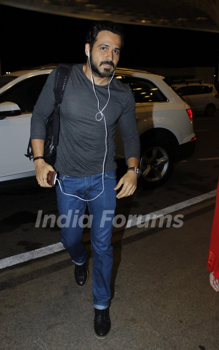 Emraan Hashmi spotted at airport!