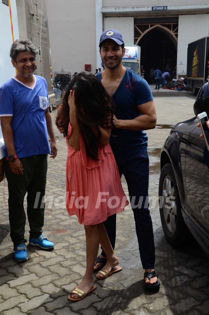 Smile for the camera! - Varun Dhawan Snapped at 'Mehboob Studio'
