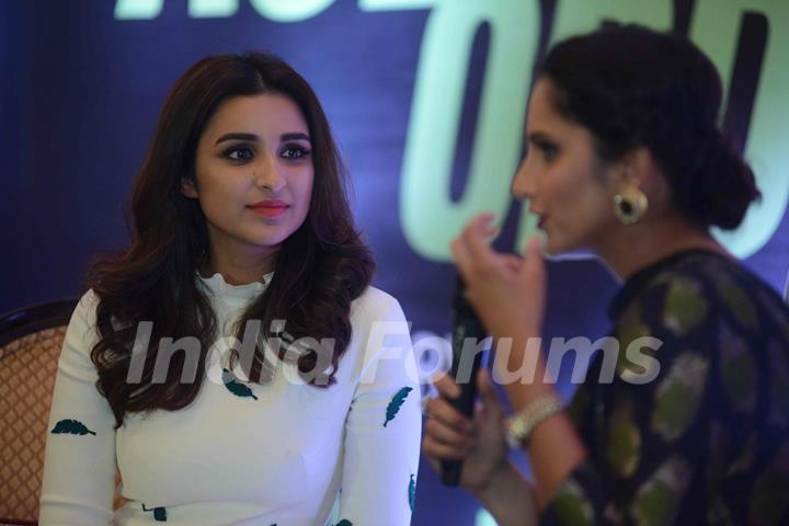 Parineeti Chopra looks beautiful at Launch of Sania Mirza's Book 'ACE against ODDS'