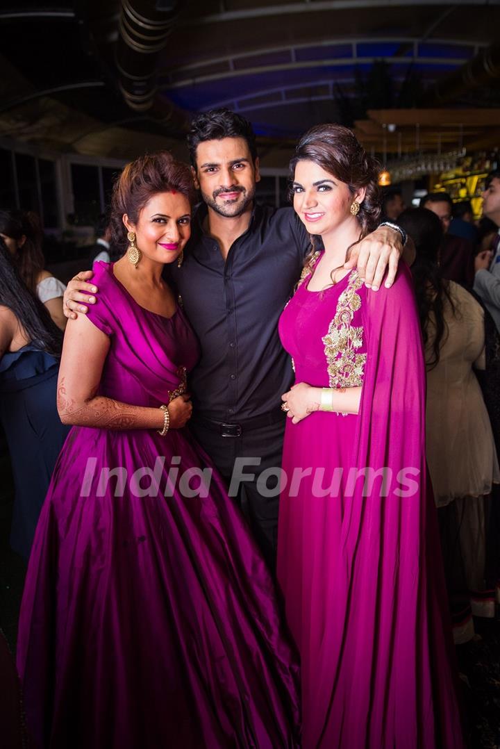 Divyanka Tripathi - Vivek Dahiya and his sister at  'Happily Ever After' Party