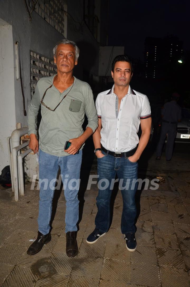 Sudhir Mishra at Premiere of Satish Kaushik's play Mr and Mrs Murarilal