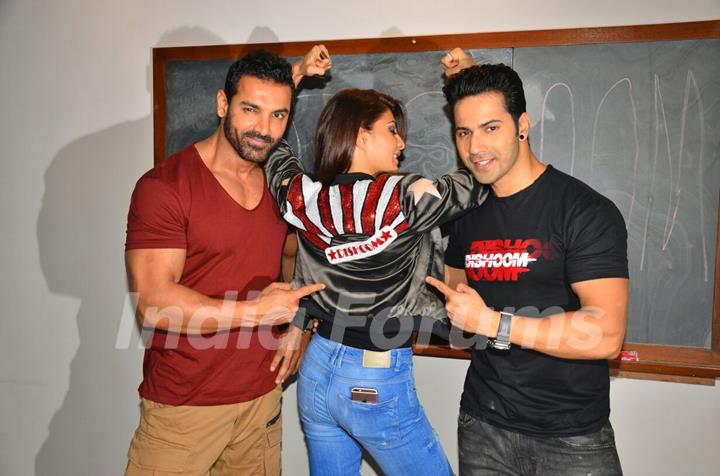 Varun Dhawan, John Abraham and Jacqueline Fernandes Promotes movie 'Dishoom'