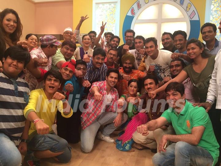 Superstar Varun Dhawan Promotes ‘Dishoom’ on SAB TV’s Taarak Mehta Ka Ooltah Chashma!