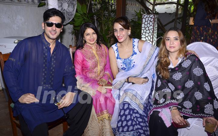 Farah Khan Ali, Bhagyashree and Zayed Khan at Akbar Khan's Get together party!