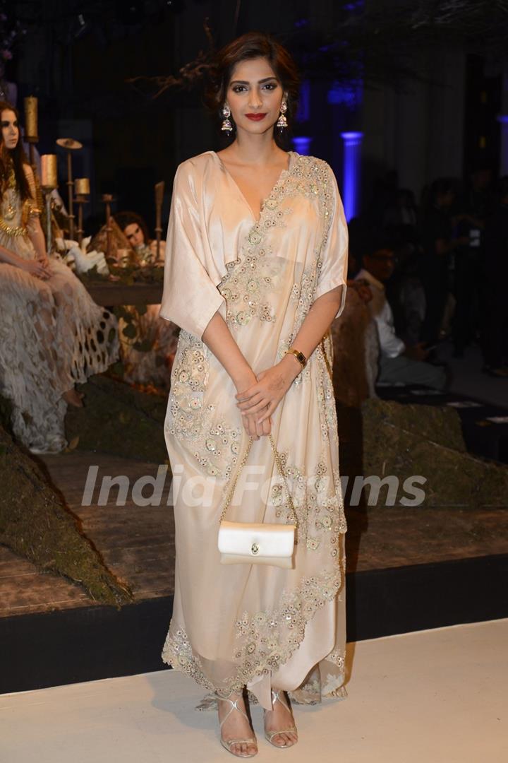 Sonam Kapoor at Day 3 of FDCI India Couture Week