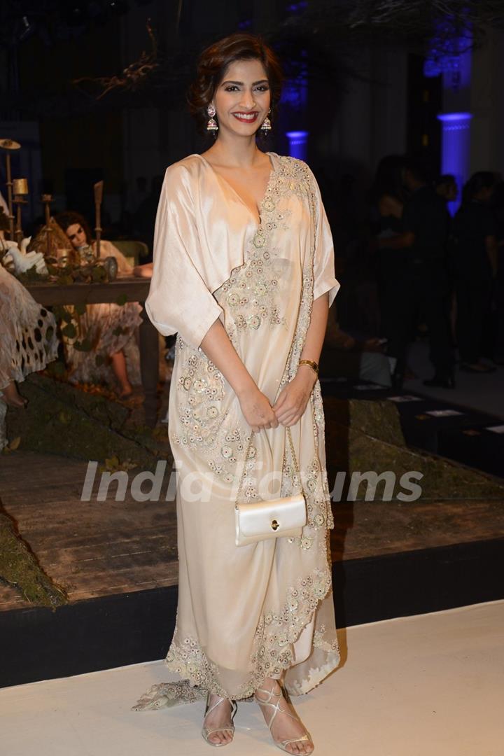 Bollywod Diva Sonam Kapoor at Day 3 of FDCI India Couture Week