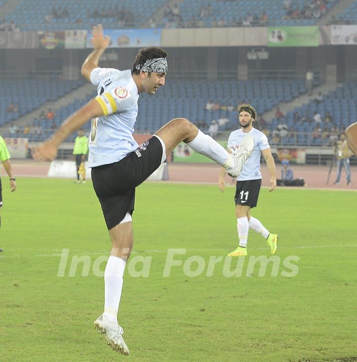 Ranbir Kapoor at Soccer Match between Parliamentary MP vs All Stars