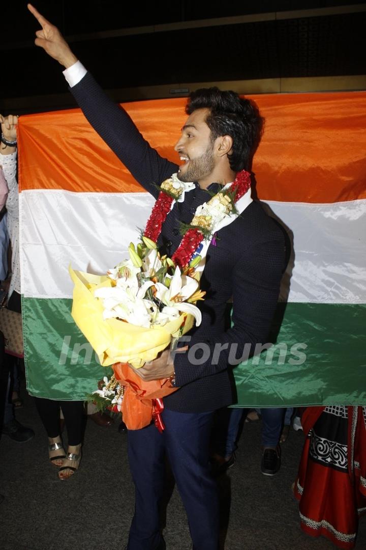 Rohit Khandelwal returns home after winning Mr World 2016