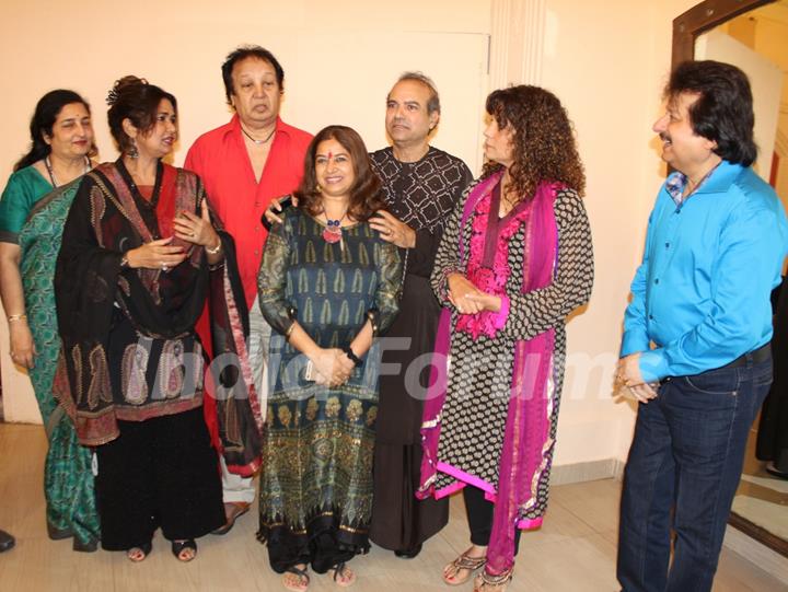 Ghazal singers at Rehearsal of the15th Khazana Ghazal Festival 2016