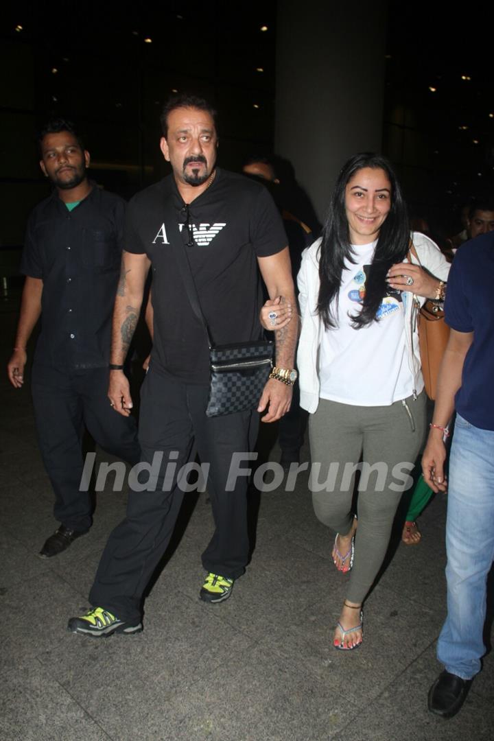 Actor Sanjay Dutt with Manyata Dutt spotted at airport!