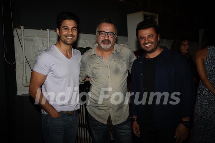 Rajeev Khandelwal, Ajay Chabbria and Vikas Bahl at 'Fever' Bash!