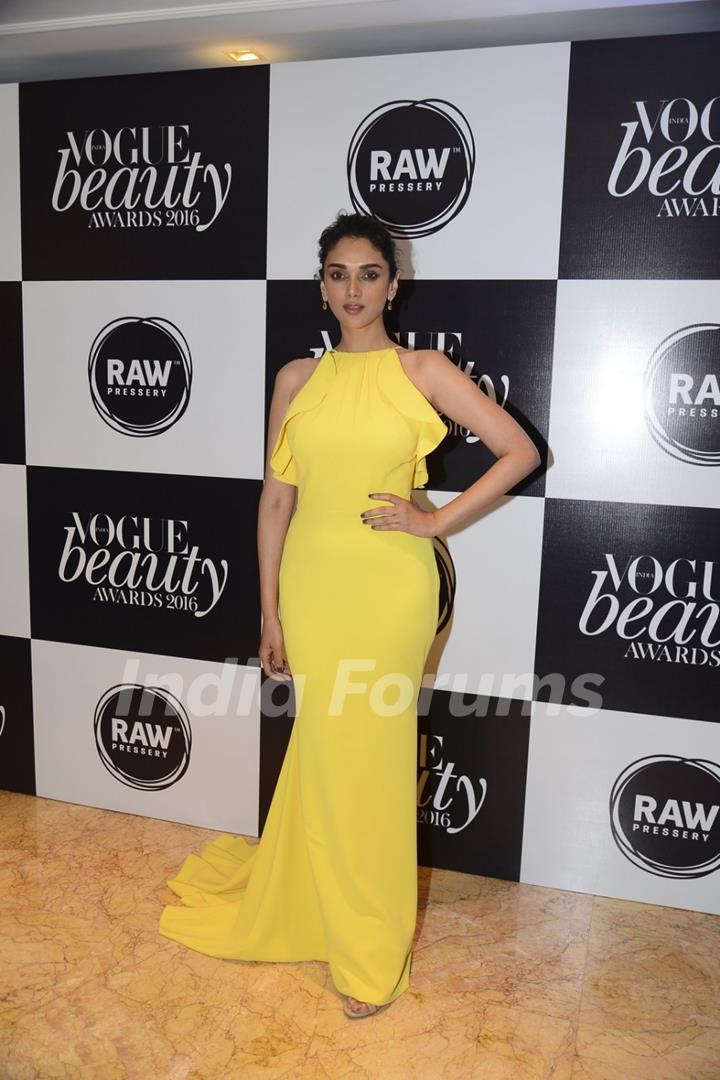 Aditi Rao Hydari at Vogue Beauty Awards 2016