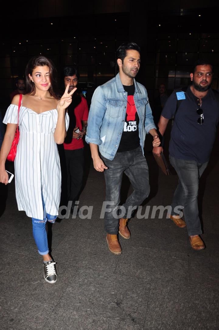 Varun Dhawan and Jacqueline Fernandes snapped at airport!