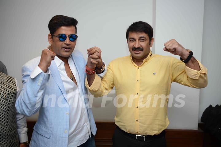 Manoj and Ravi at the Press confrence of Luv Kush biggest Ram Leela at Constitutional Club