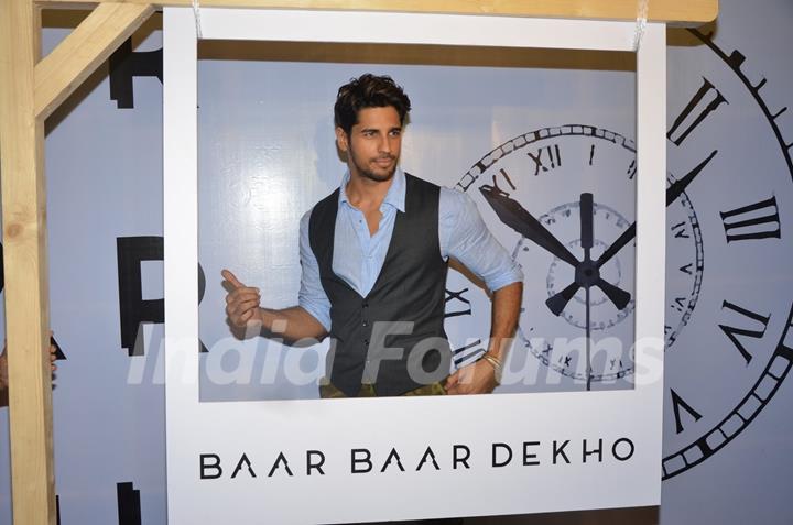 Sidharth Malhotra at the special screening of trailor of 'Bar Bar Dekho'