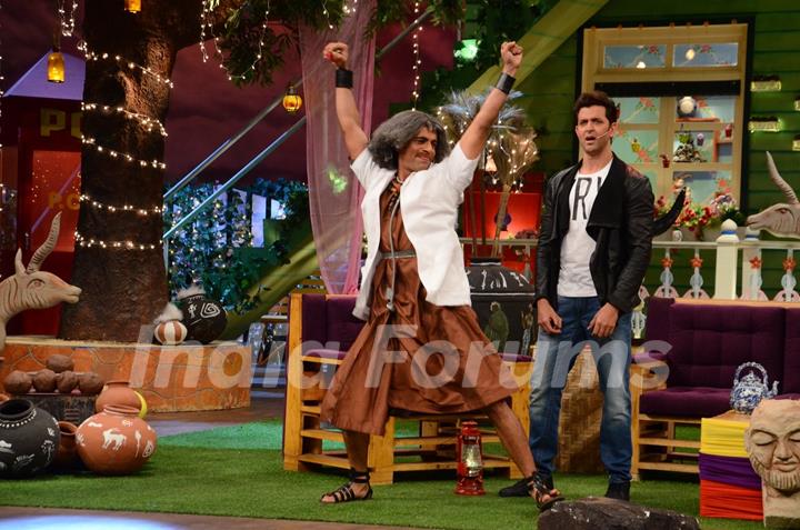 Hrithik Roshan and Gaurav Gera Promotes 'Mohenjo Daro' on sets of The Kapil Sharma Show