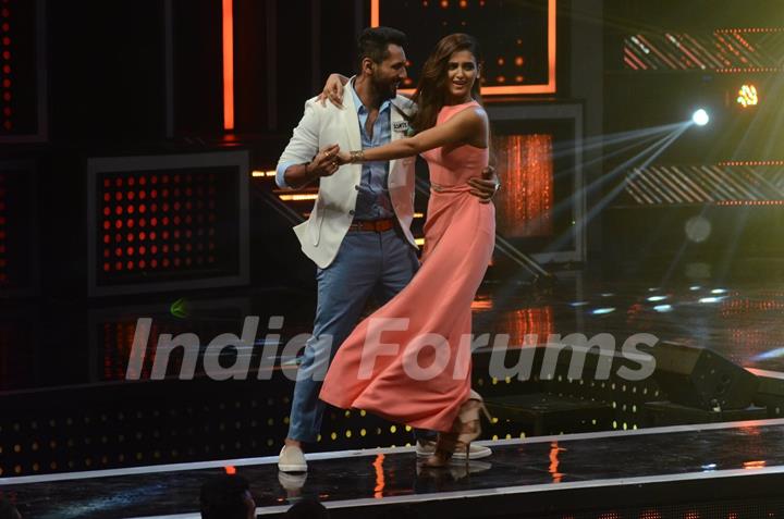 Shakti Mohan and Punit J Pathak performs dance at Promotion of 'Mohenjo Daro' on sets of Dance plus