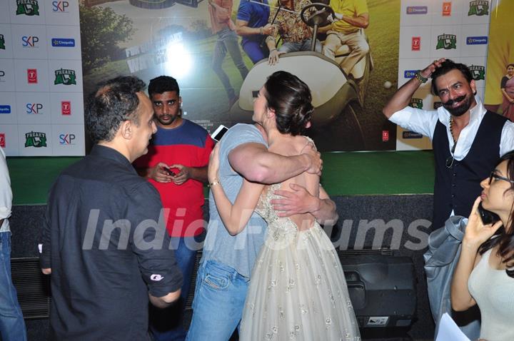 Sohail Khan and Amy Jackson hugs each other at Trailer launch of 'Freaky Ali'