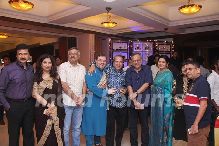 Guests at Suresh Wadkar's Birthday Bash!