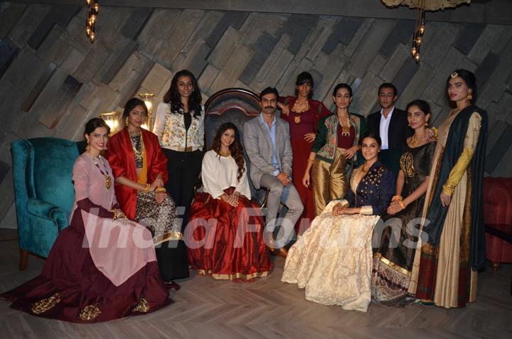 Tanishaa Mukerji and Neha Dhupia with others at Natasha J preview