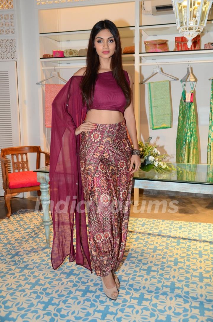 Celeb at Kashish Infiore store for Shruti Sancheti preview