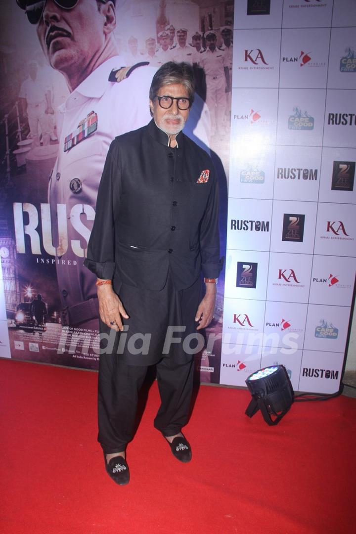 Amitabh Bachchan at Special Screening of 'Rustom' at Yashraj Studios