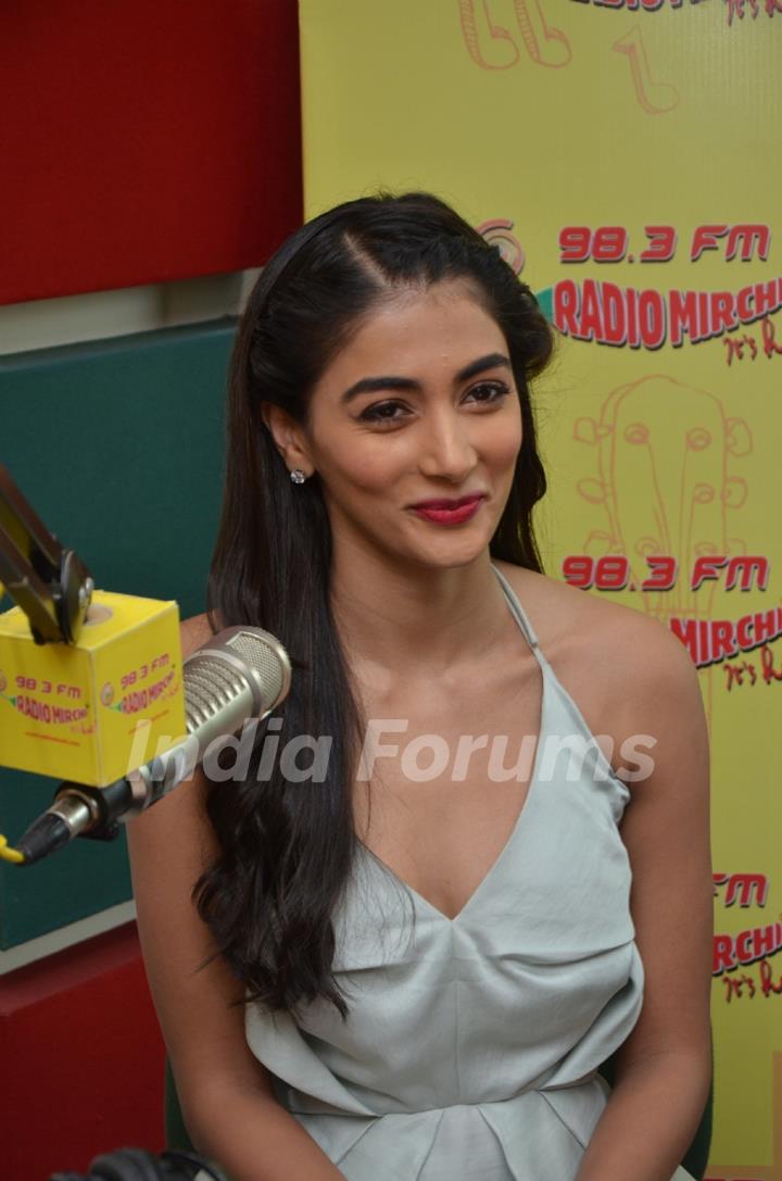 Pooja Hegde Promotes 'Mohenjo Daro' at Radio Mirchi