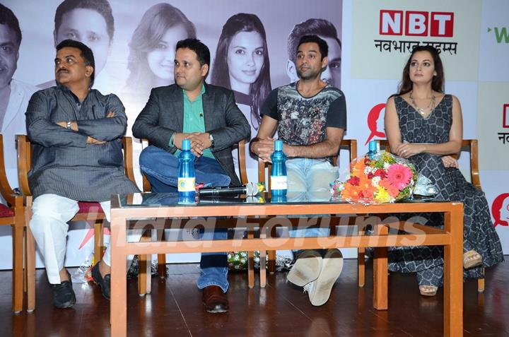 Congress Min. Sanjay Nirupam, Abhay Deol & Dia Mirza at Nabharat Times Event