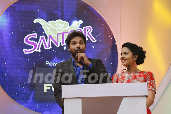Hosts at Santosham South India Film Awards 2016