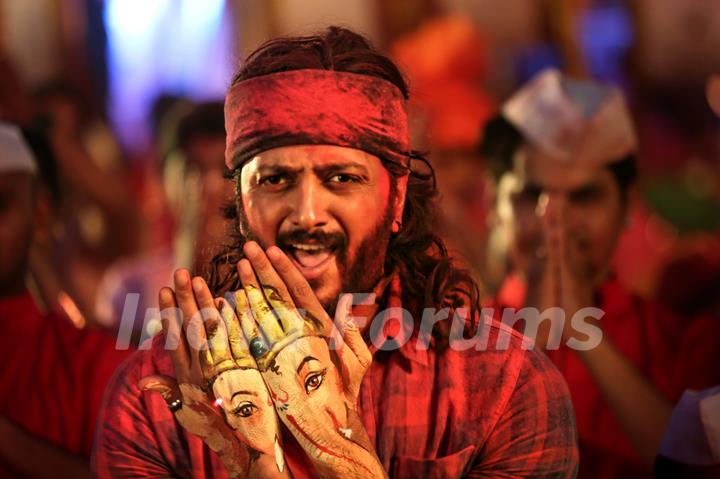 Riteish Deshmukh's look in Bappa from Banjo