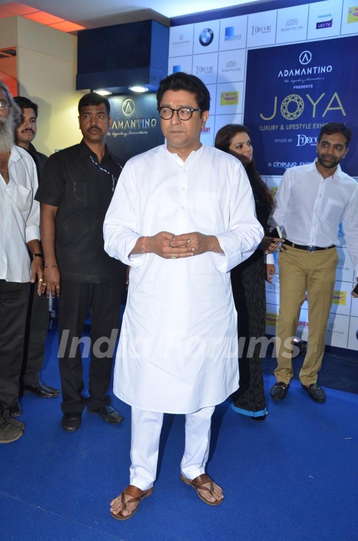 Raj Thackeray at JOYA Exhibition 2016
