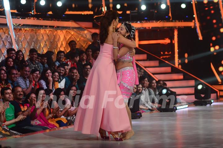 Helly Shah and Jacqueline Fernandes hugs on sets of 'Jhalak Dikhlaa Jaa'