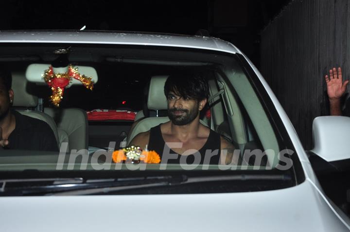 Karan Singh Grover snapped leaving spa in Juhu